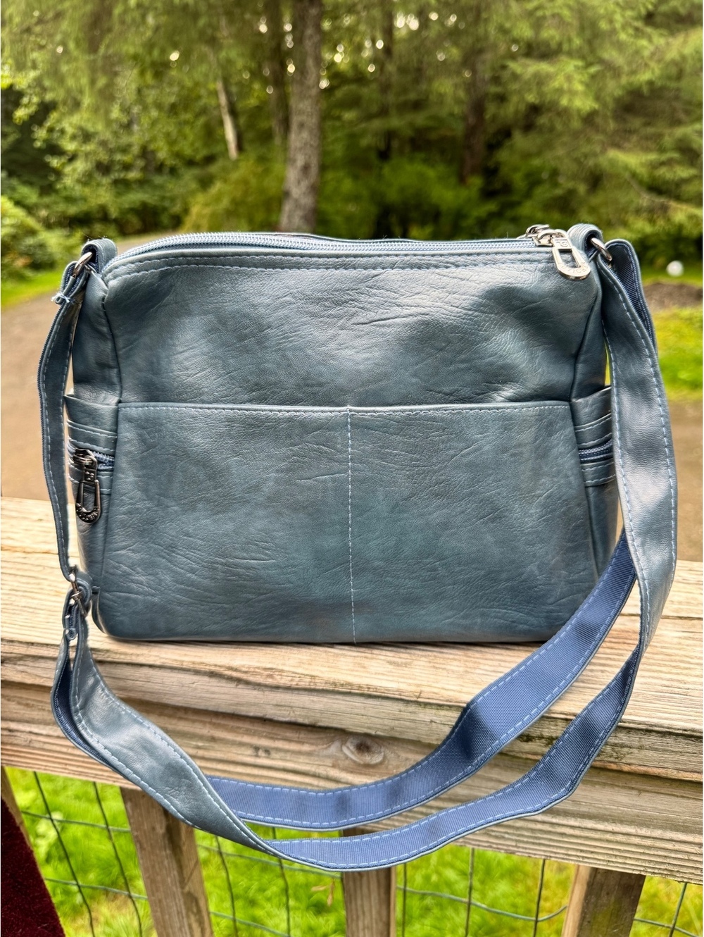 Vicenzo Blue Leather Crossbody Shoulder Bag
